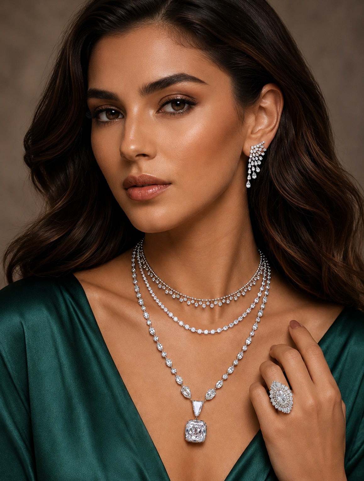 Necklace & Pendants
