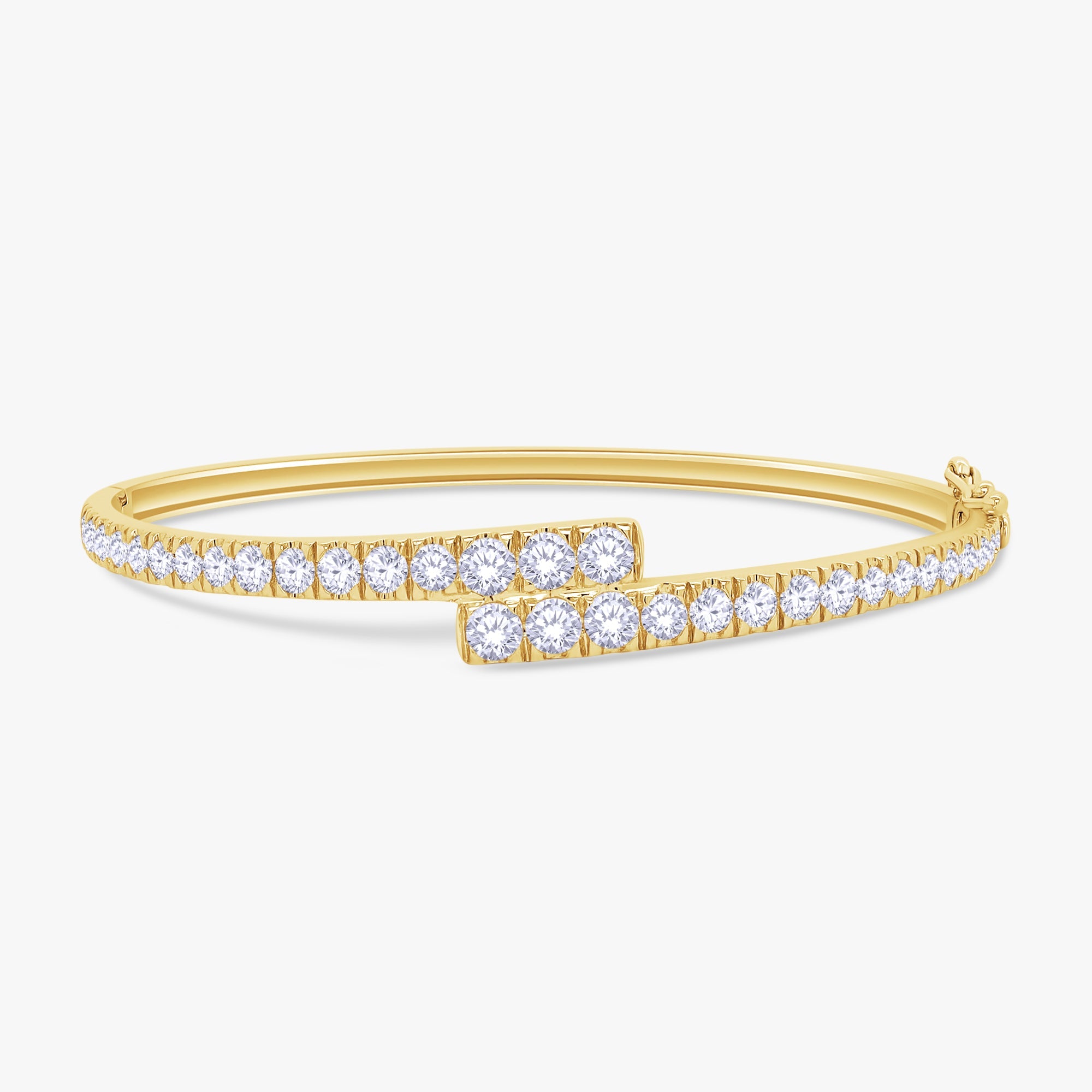 Round Shape 2.80 Carat Lab Grown Diamond Bangle Bracelet