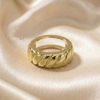 Golden Ripple Dome Oura Ring